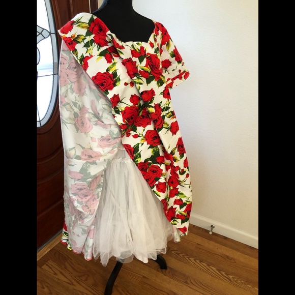 TOTALLY VINTAGE SWING DRESS... PRE LOVED - Picture 3 of 7